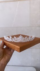 כתר דגם ניב-מעוצב באבני זרקון