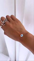 צמיד עין שקוף - מתנה לרווקות